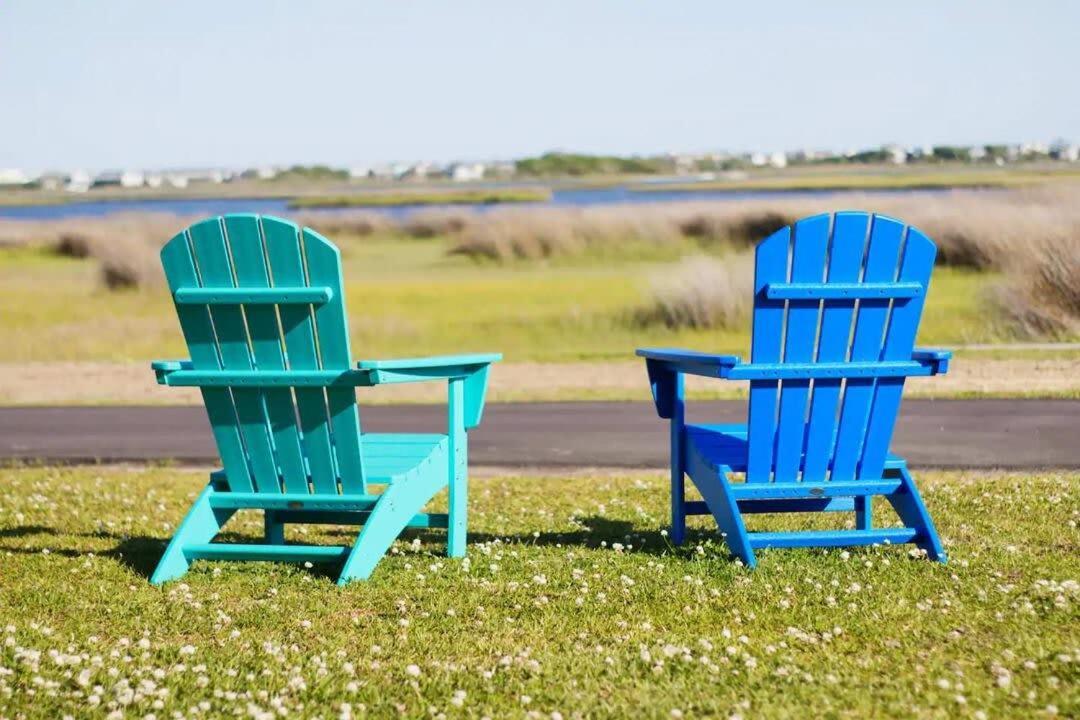 Surf City Serene Waterfront Vacation Home Eksteriør billede